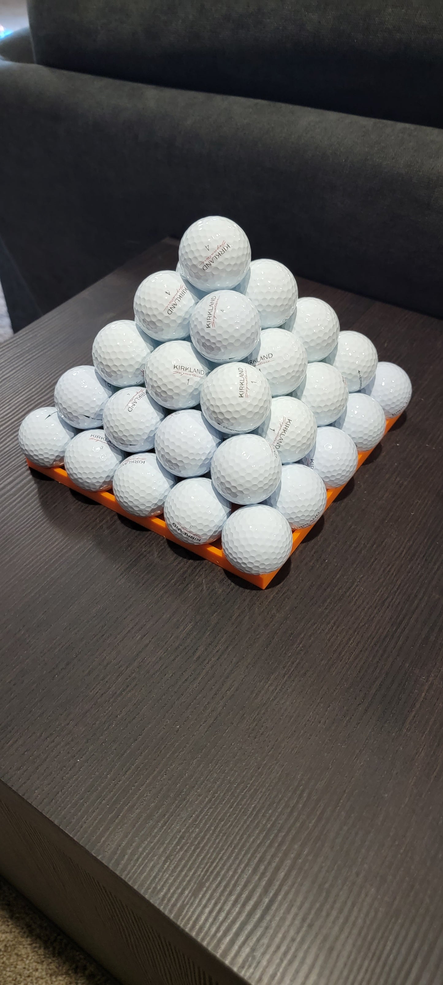 Golf Ball Pyramid Stand