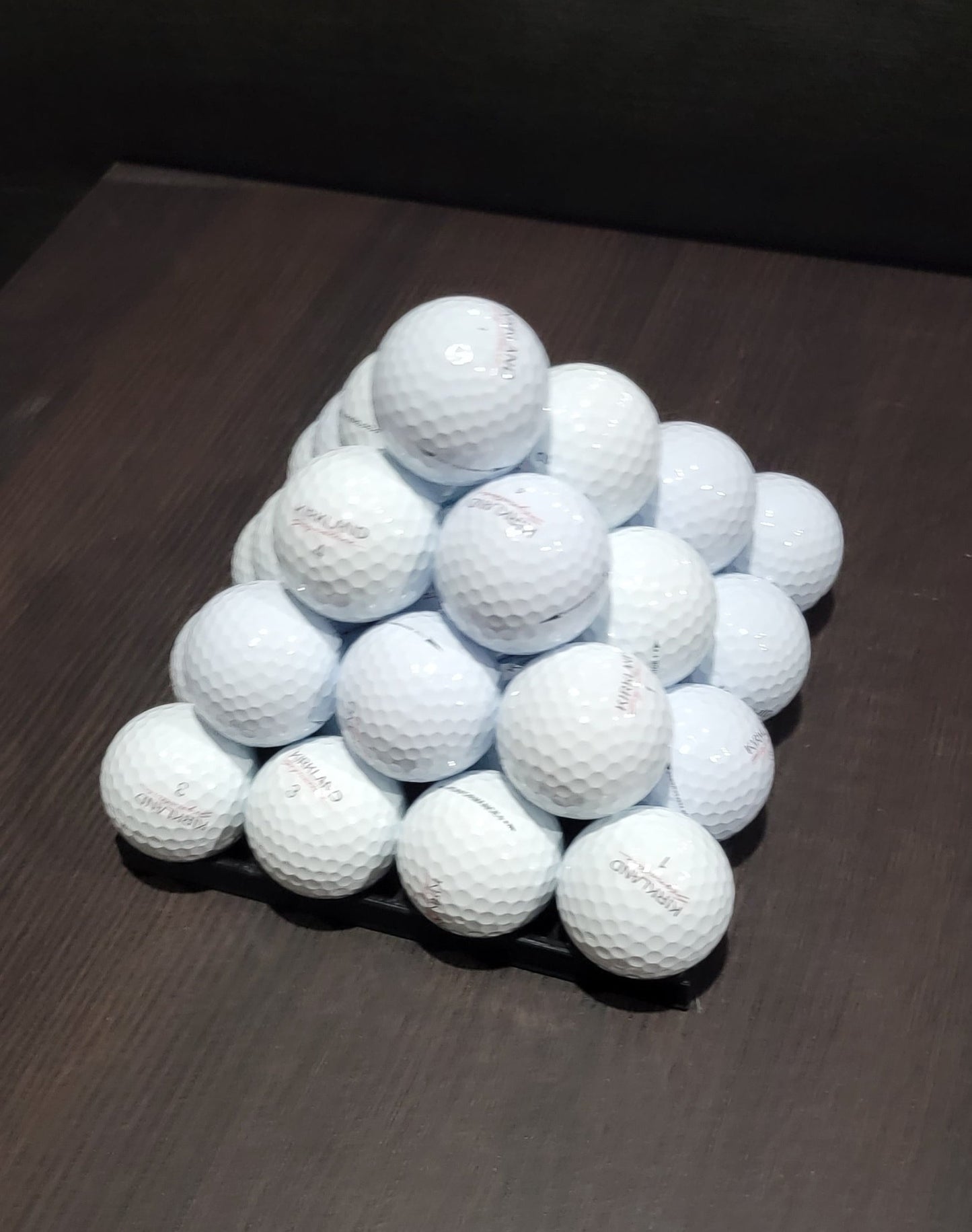 Golf Ball Pyramid Stand